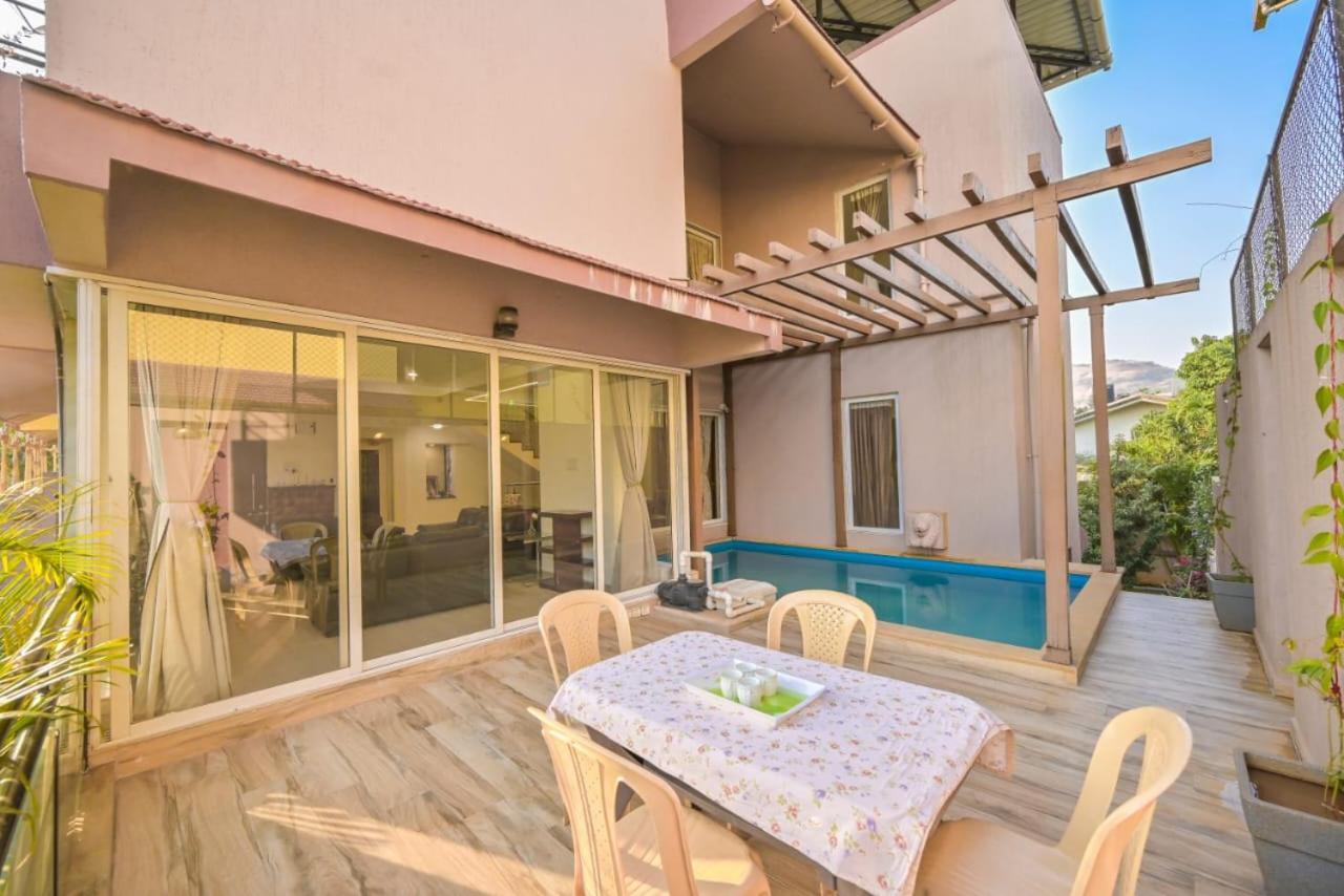 Villa Tiki Tropics Lonavla Exterior foto